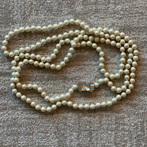 kate spade Jewelry - Kate Spade Layering Pearl Necklace